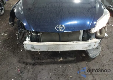 2009 Toyota Matrix z USA, uszkodzony, nr VIN 2T1KU40E59C095156